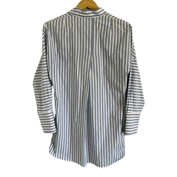 AKRIS PUNTO Oversize Stripe Button-Down Shirt with Pockets - Picture 3 of 11